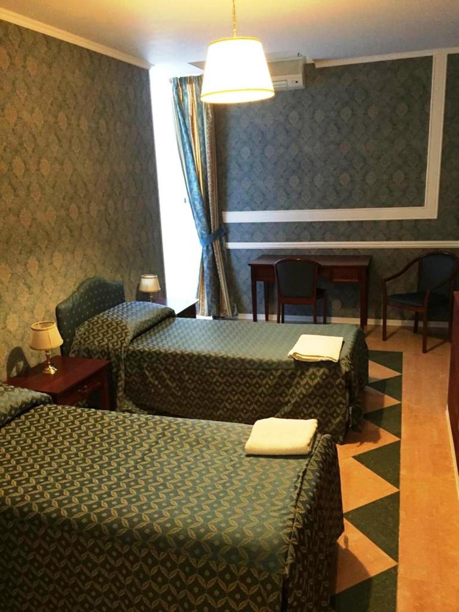 Hotel Excelsior 3*
